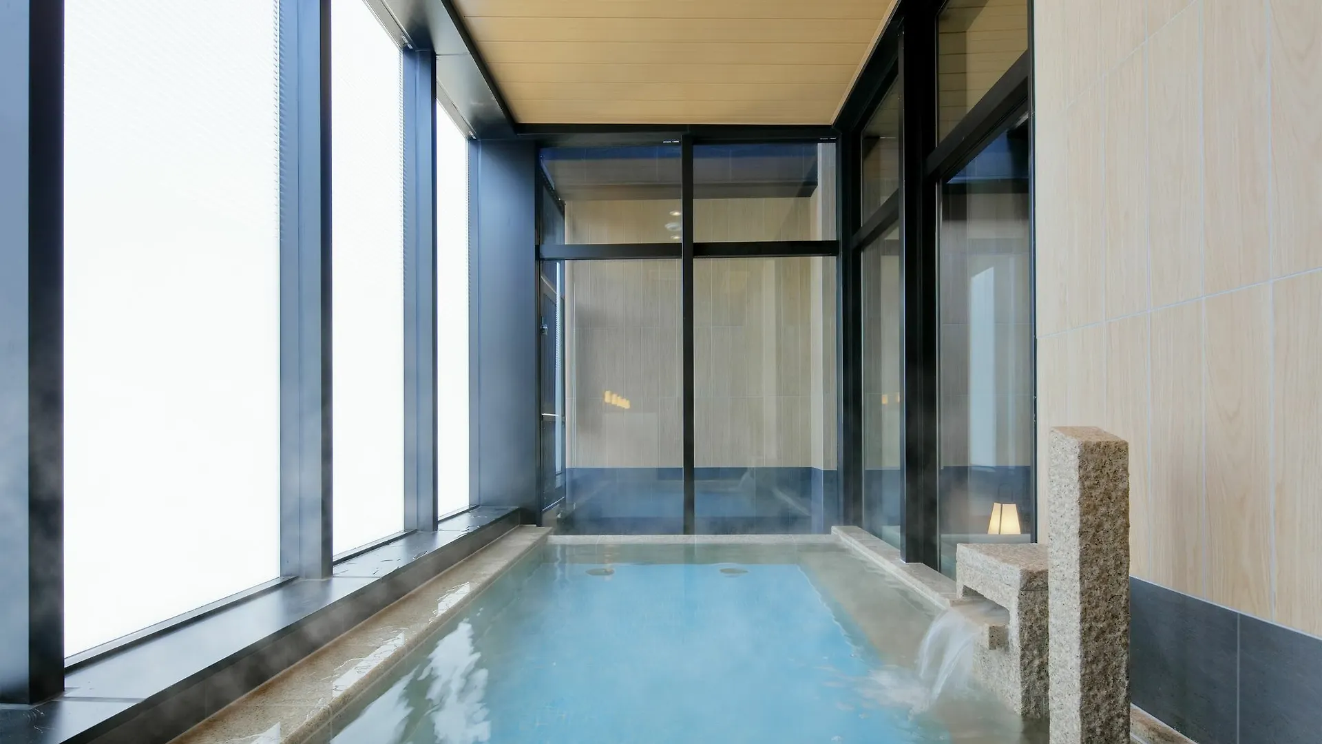 Candeo Hotels Tokyo Shimbashi