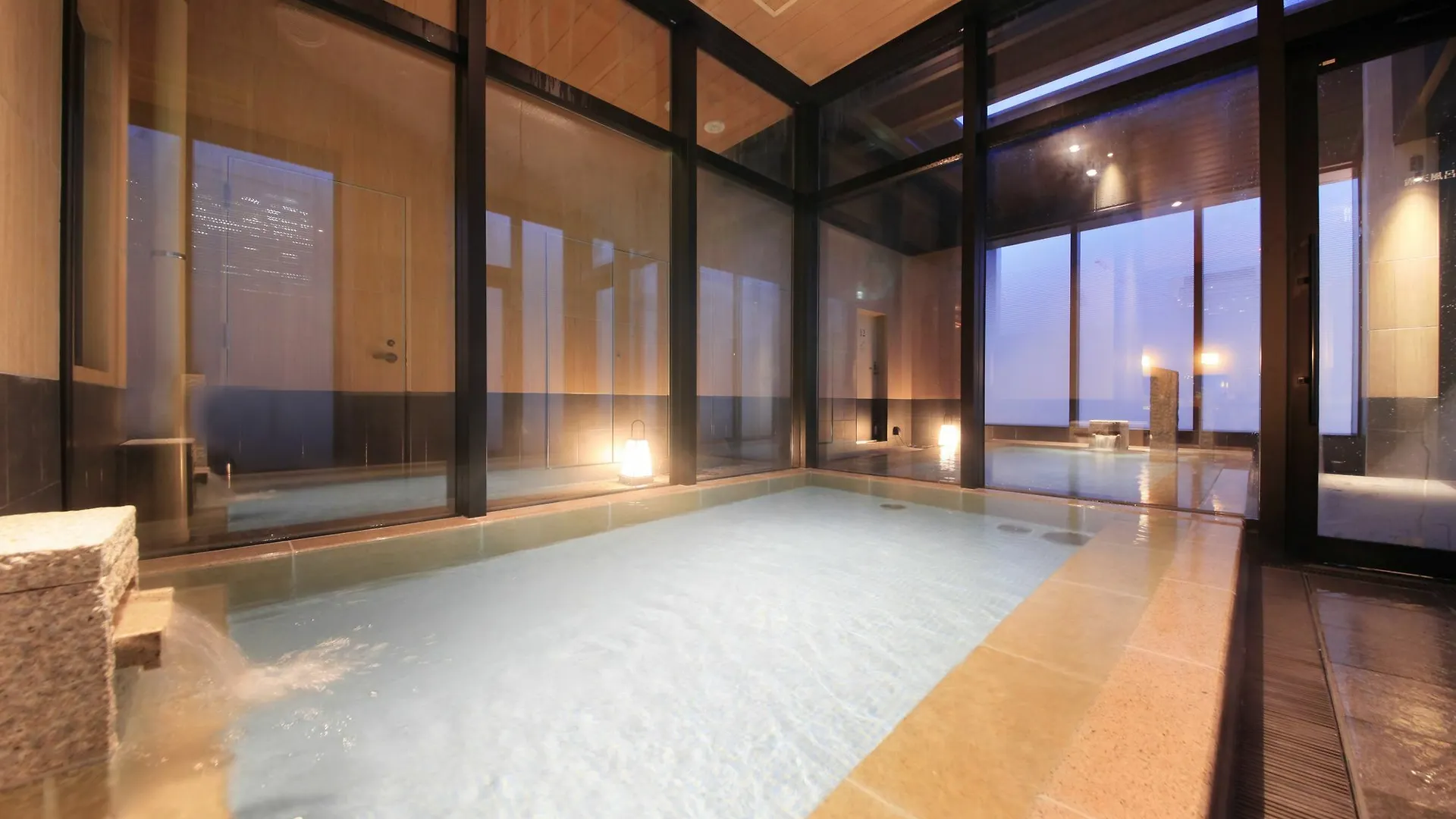 Candeo Hotels Tokyo Shimbashi