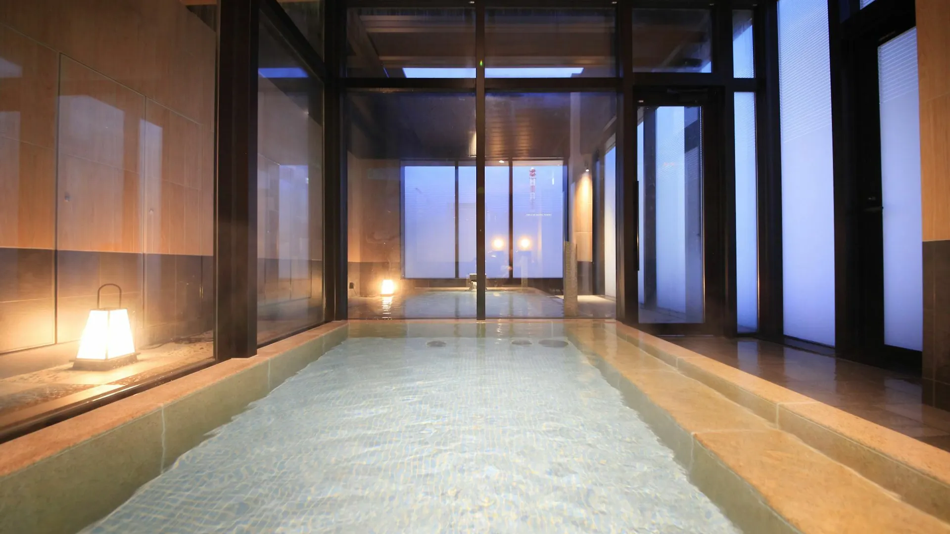 Candeo Hotels Tokyo Shimbashi 4*,