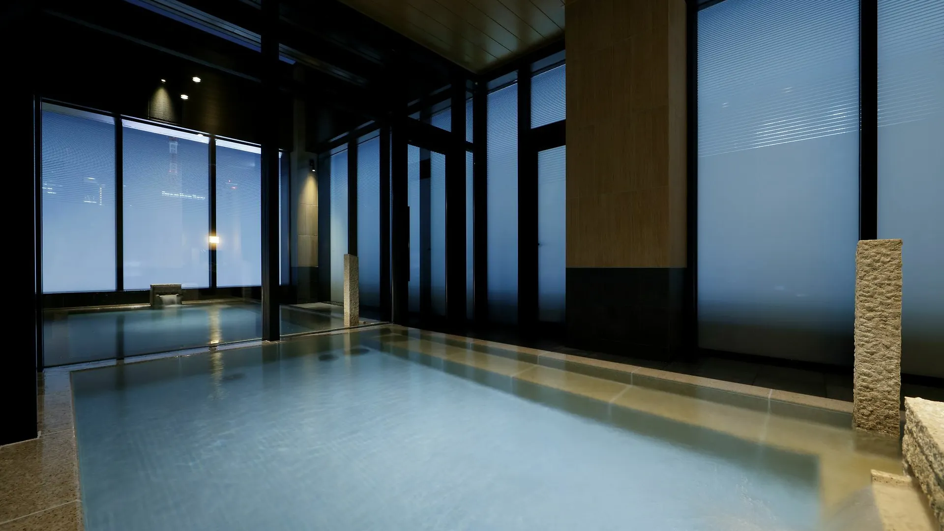 Candeo Hotels Tokyo Shimbashi
