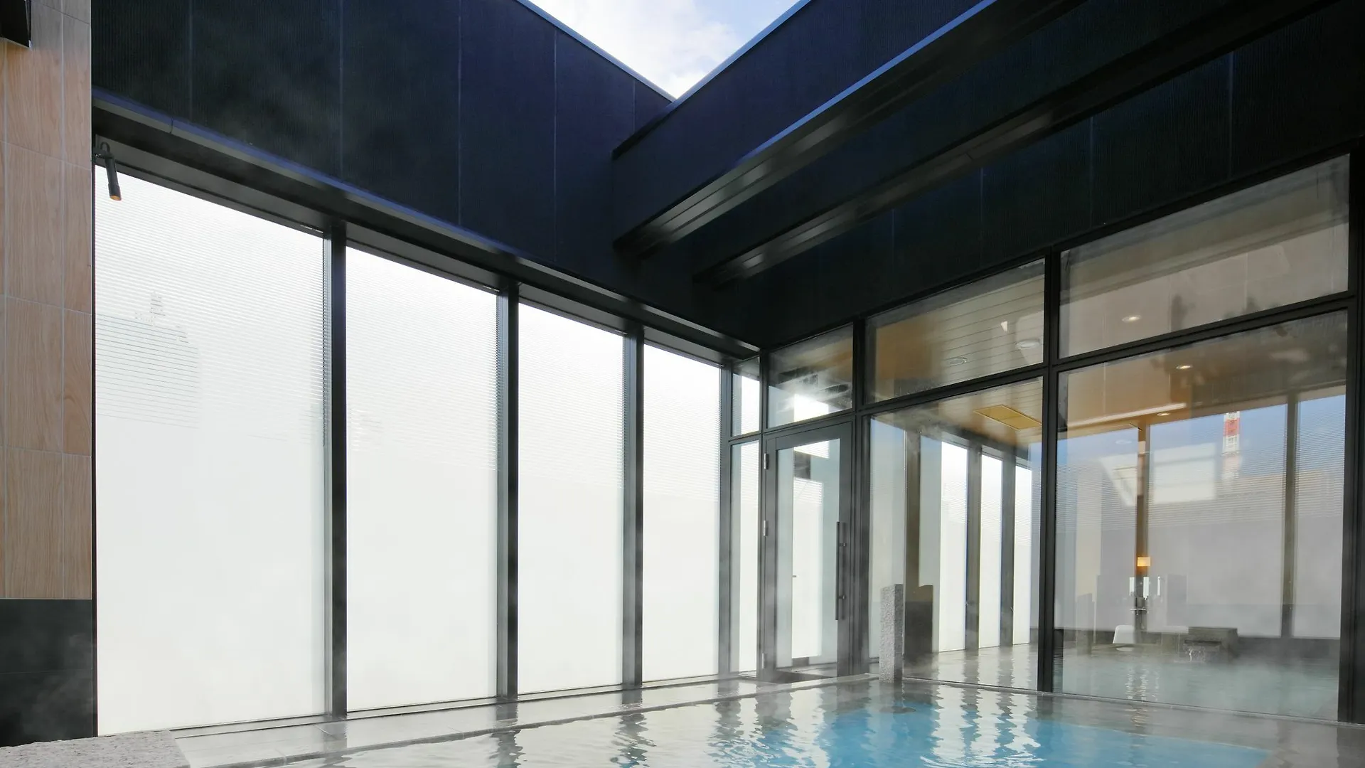 Candeo Hotels Tokyo Shimbashi