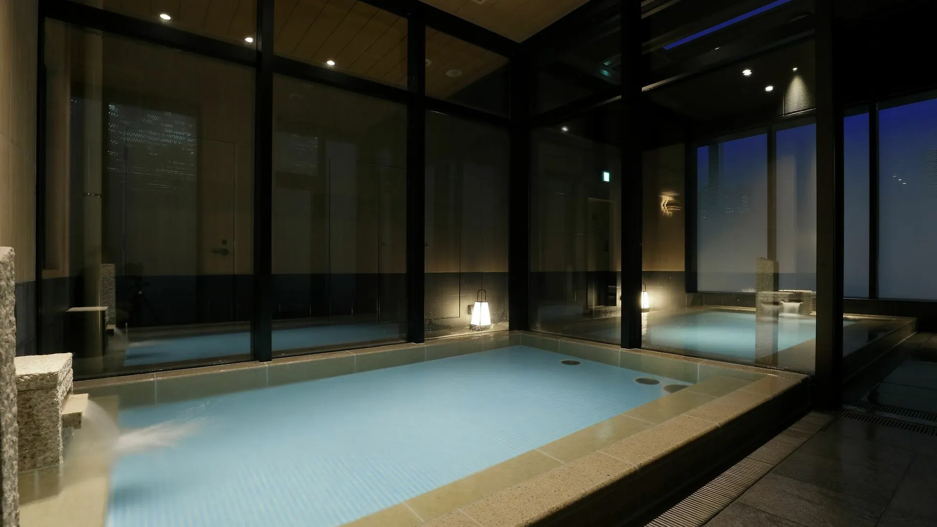Candeo Hotels Tokyo Shimbashi 4*,
