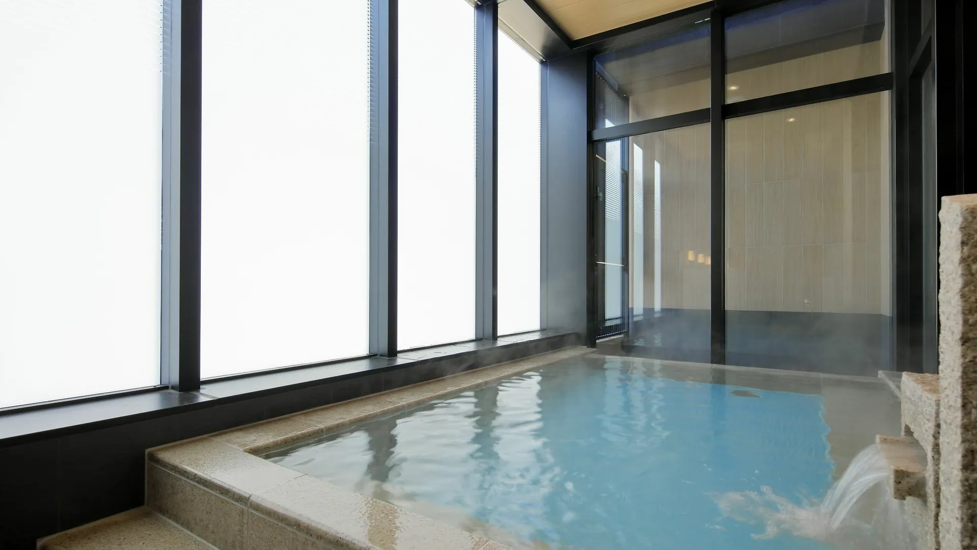 Candeo Hotels Tokyo Shimbashi