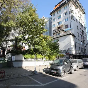 מלון & Restaurant The House
